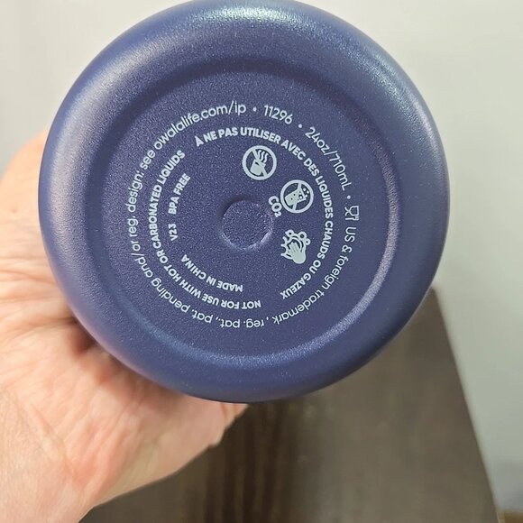 Owala 24 oz freesip in exclusive royal seas color from Scheels, sold out. - Picture 4 of 4